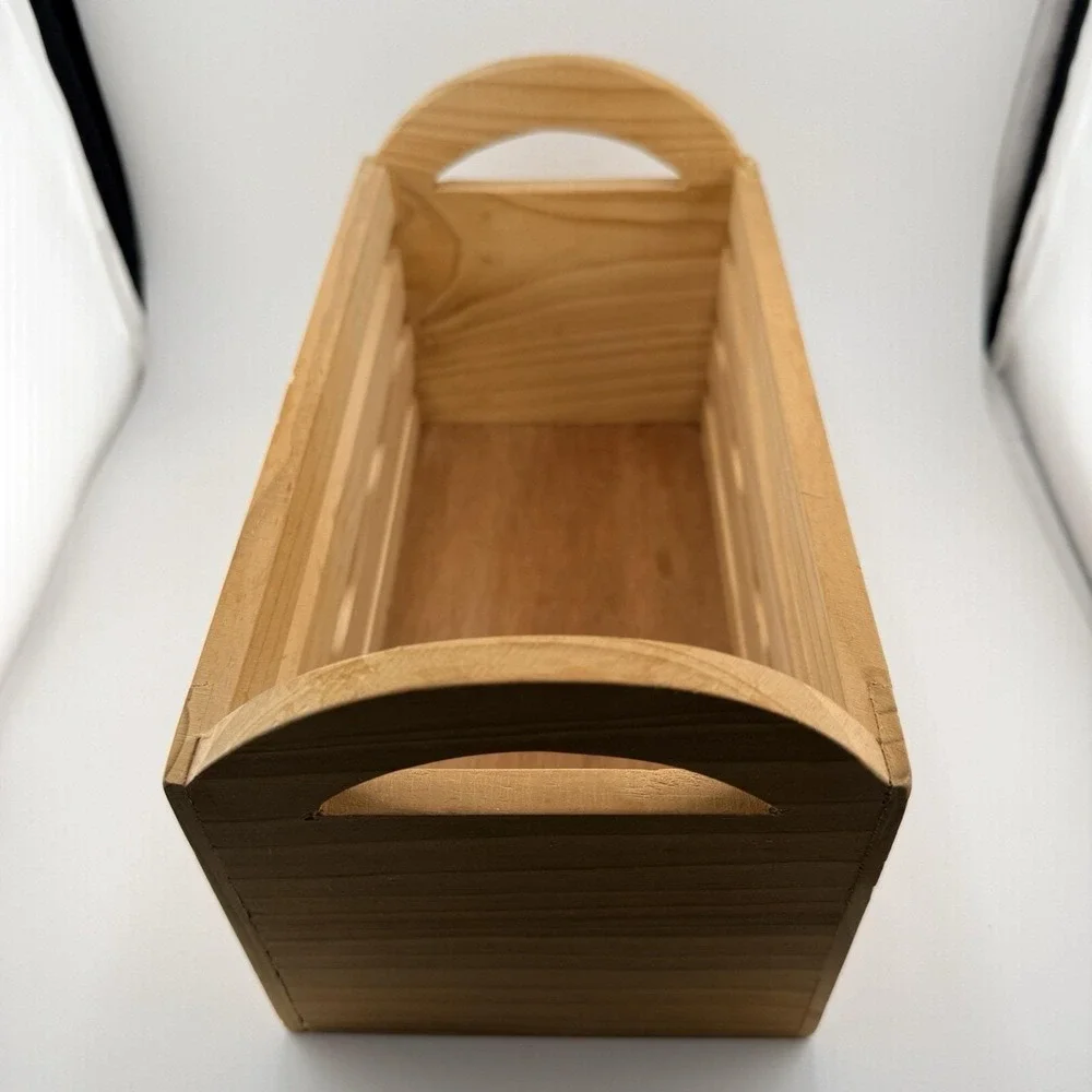 N/A wooden container